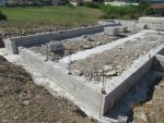 Élévation des murs en agglo du vide sanitaire