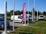 Pose de piliers publicitaire chez Peugeot Aubenas