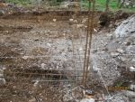 Pose du ferraillage des fondations en tor de 10 et attente en chainage 8x8 tor de 10