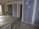 Préparation pour le coulage de la chape liquide