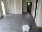 Réalisation des chapes et pose du carrelage