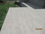 Pose du carrelage de la terrasse