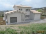 Toiture 2 pentes avec débord de toit en bois